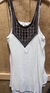 Umgee Sleeveless Blouse